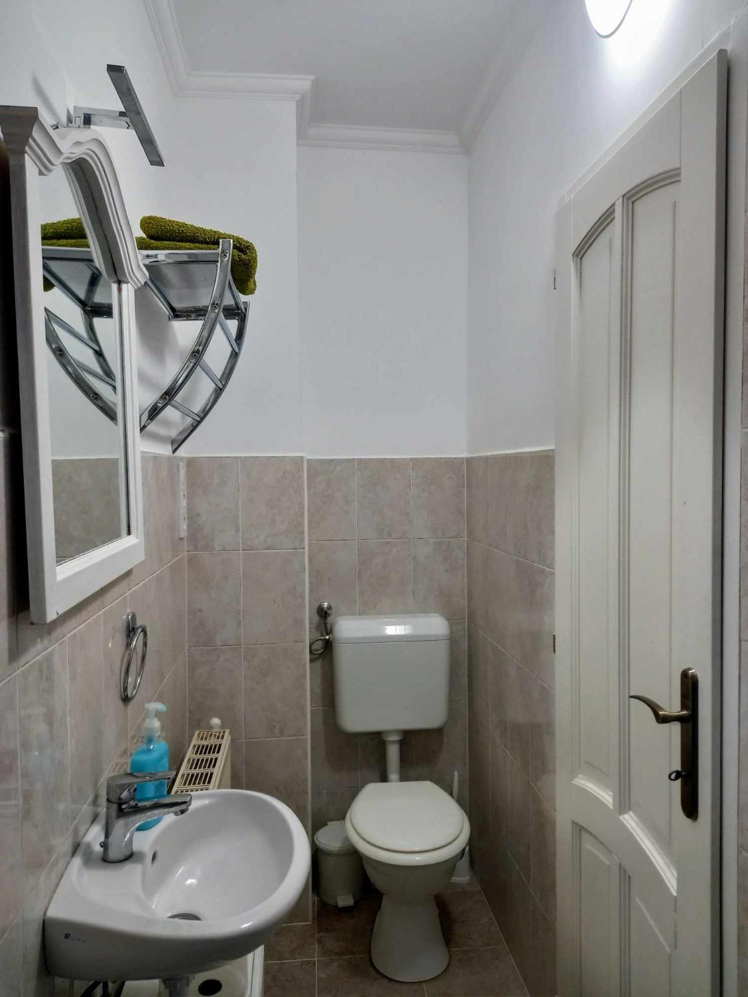 Bike&Night Apartamento Baracska Exterior foto